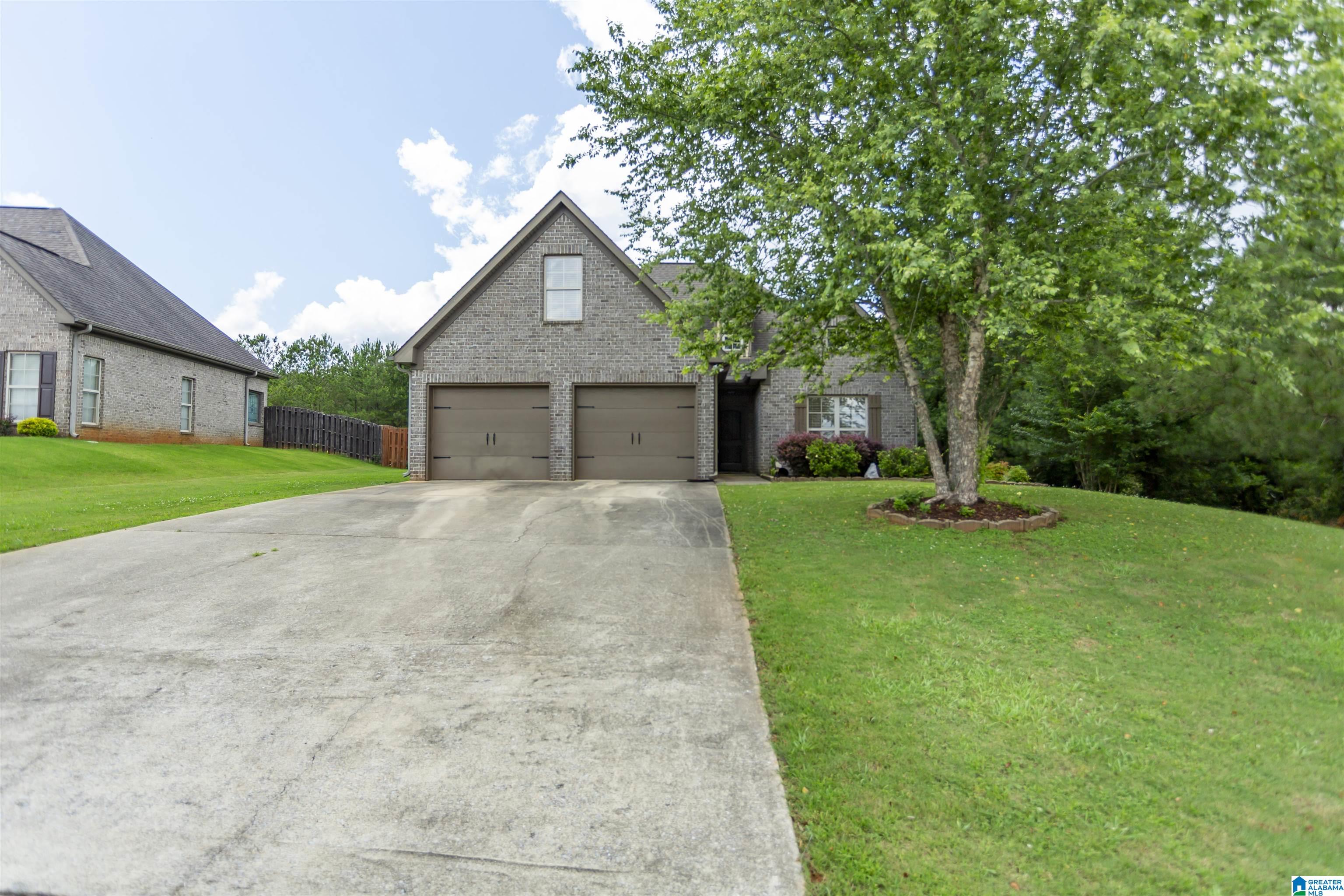 321 Lacey Avenue Alabaster, AL 35114 - Photo 1 of 32