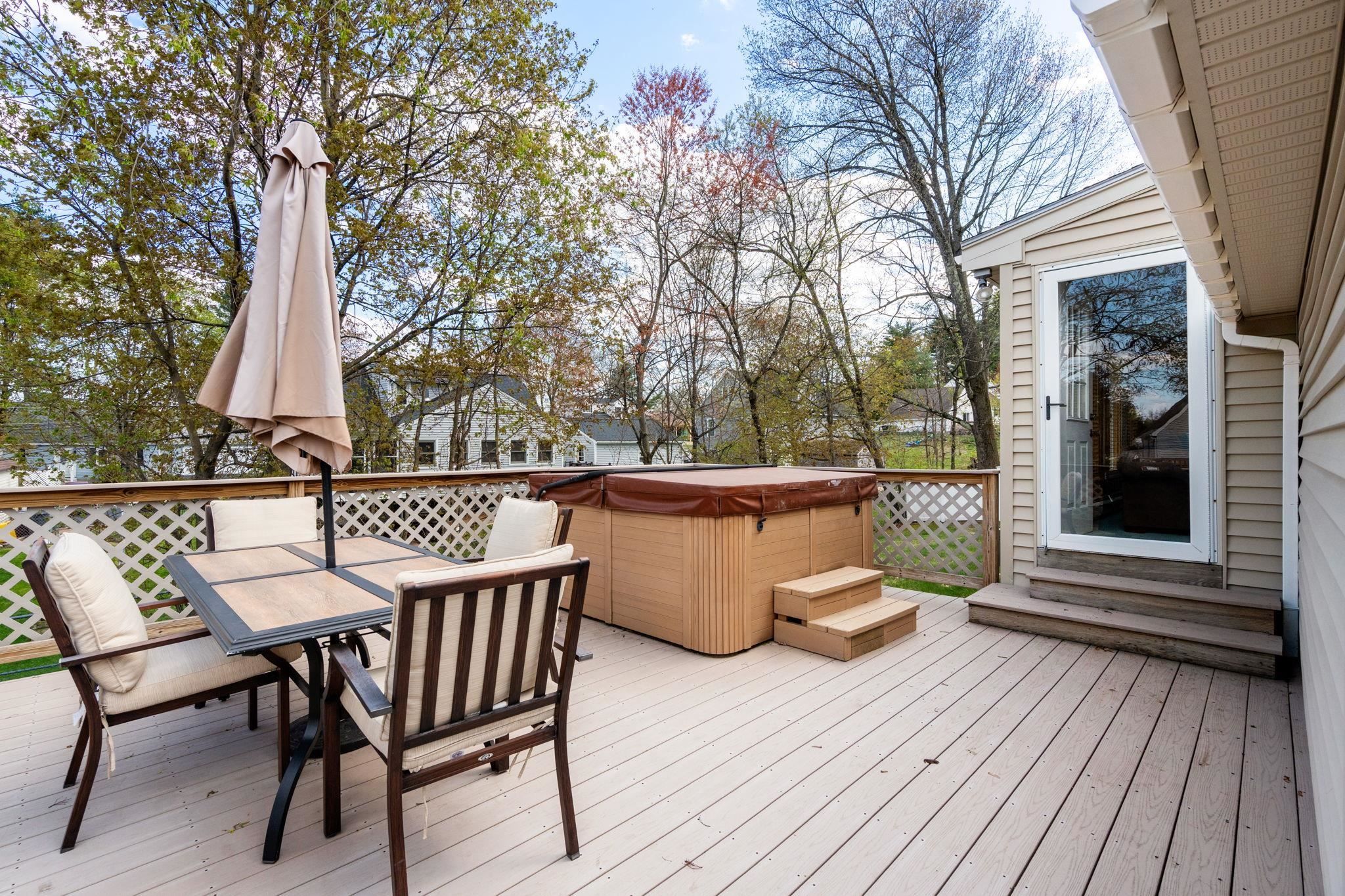 14 Trinity Drive Nashua, NH 03063 - Photo 25 of 31