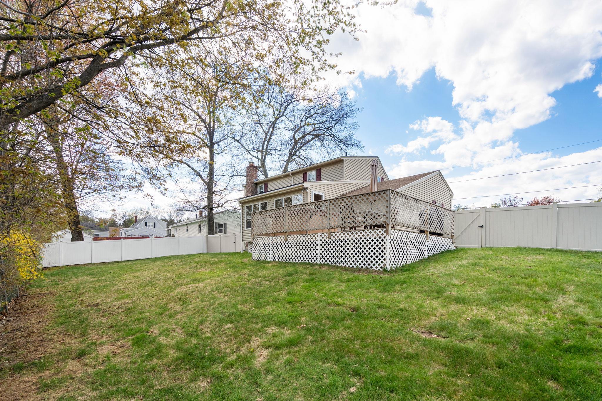 14 Trinity Drive Nashua, NH 03063 - Photo 28 of 31