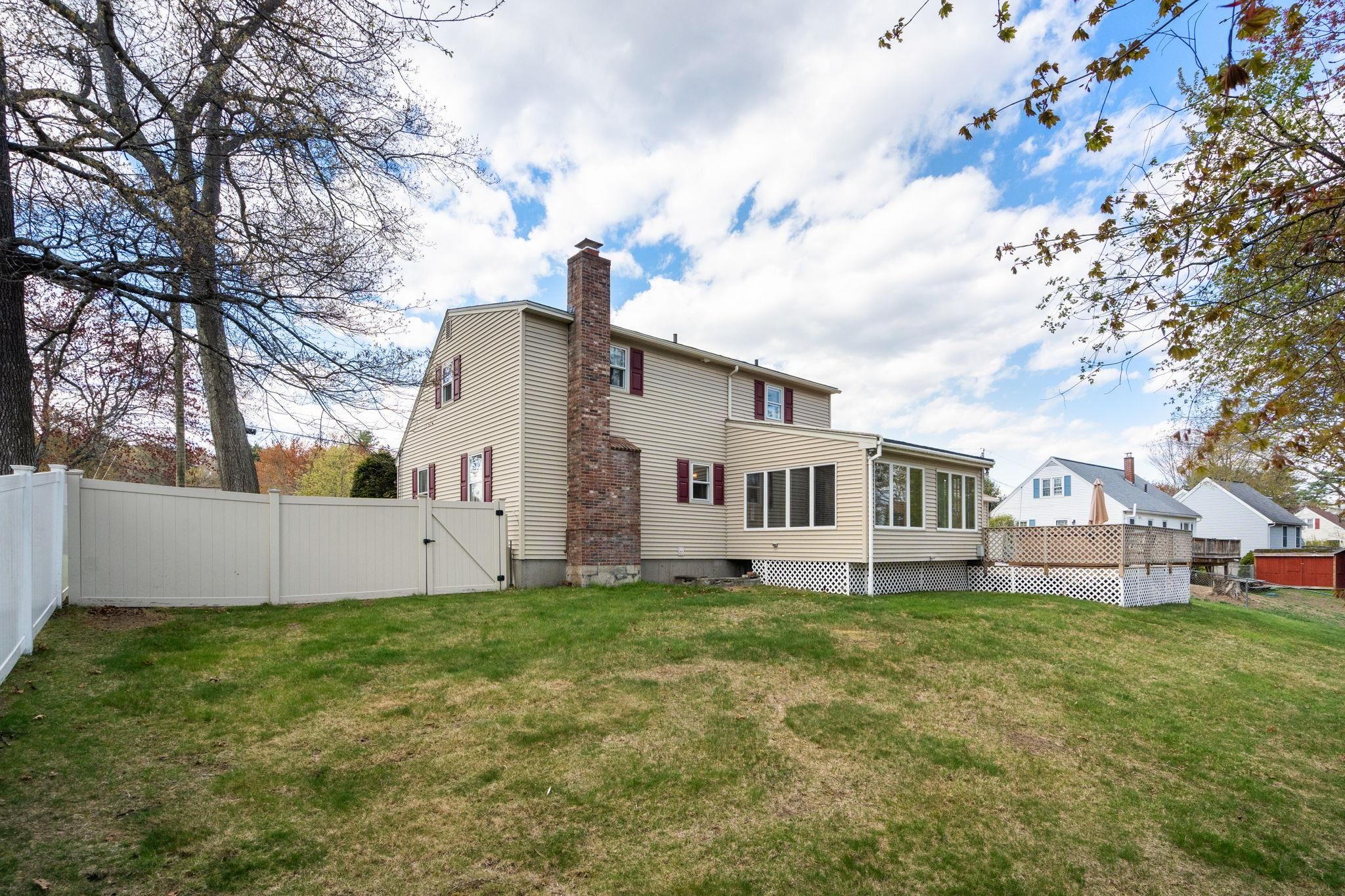 14 Trinity Drive Nashua, NH 03063 - Photo 29 of 31
