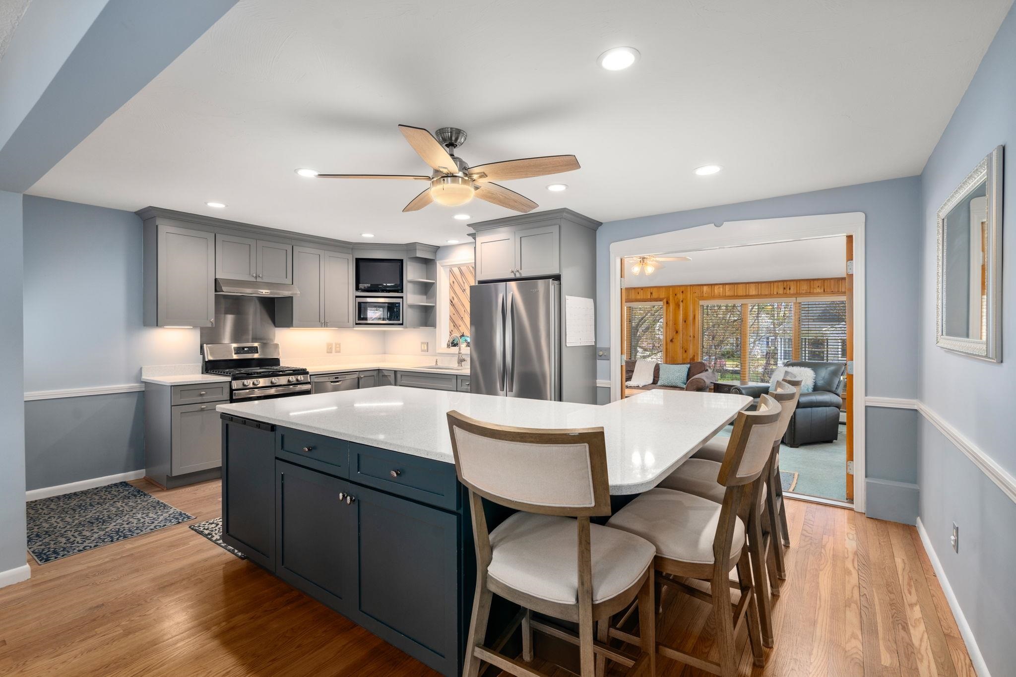 14 Trinity Drive Nashua, NH 03063 - Photo 6 of 31