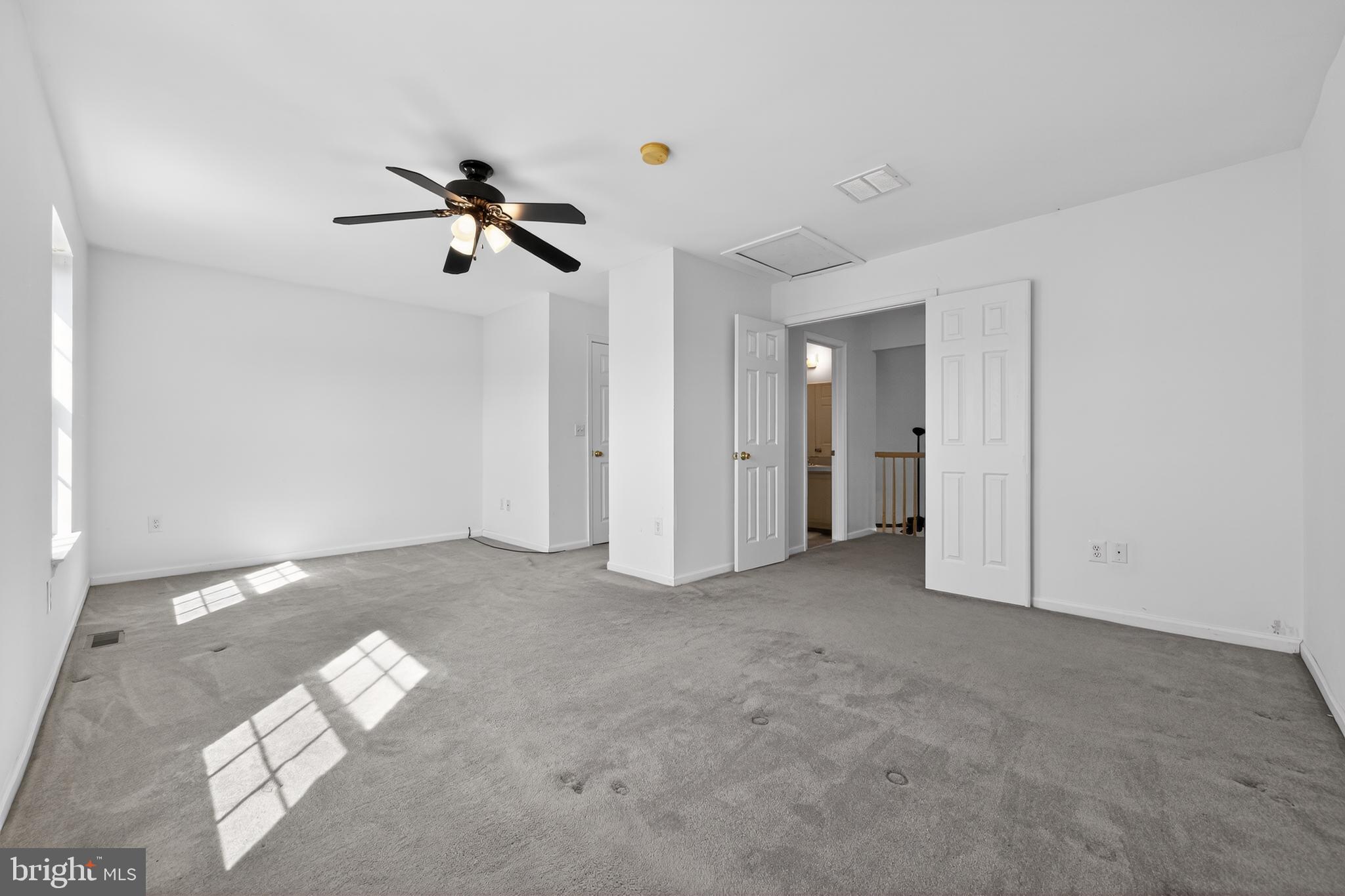 20 Colts Gait Road Marlton, NJ 08053 - Photo 23 of 36 a view of empty room with ceiling fan