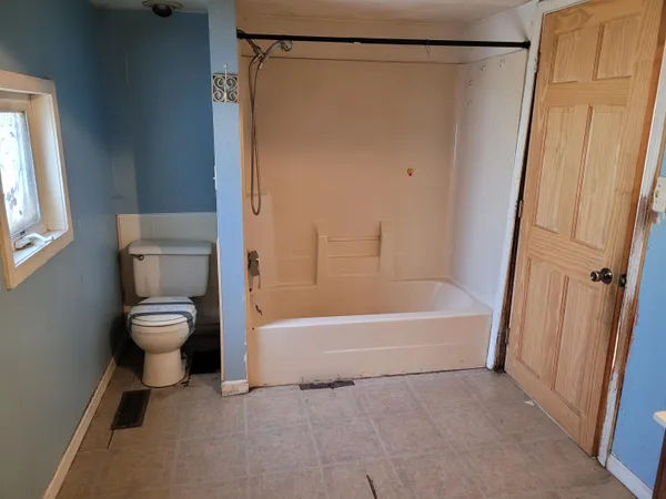 $119,900 | 20128 Marcellus Highway, Decatur, MI 49045
