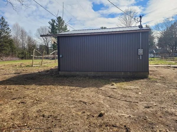 $119,900 | 20128 Marcellus Highway, Decatur, MI 49045