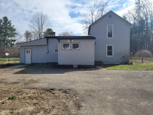 $119,900 | 20128 Marcellus Highway, Decatur, MI 49045