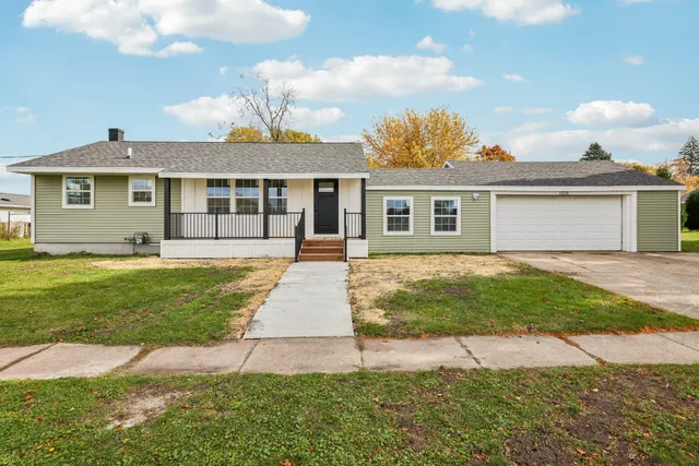 $364,900 | 1215 Utah Street, Watertown, WI 53094