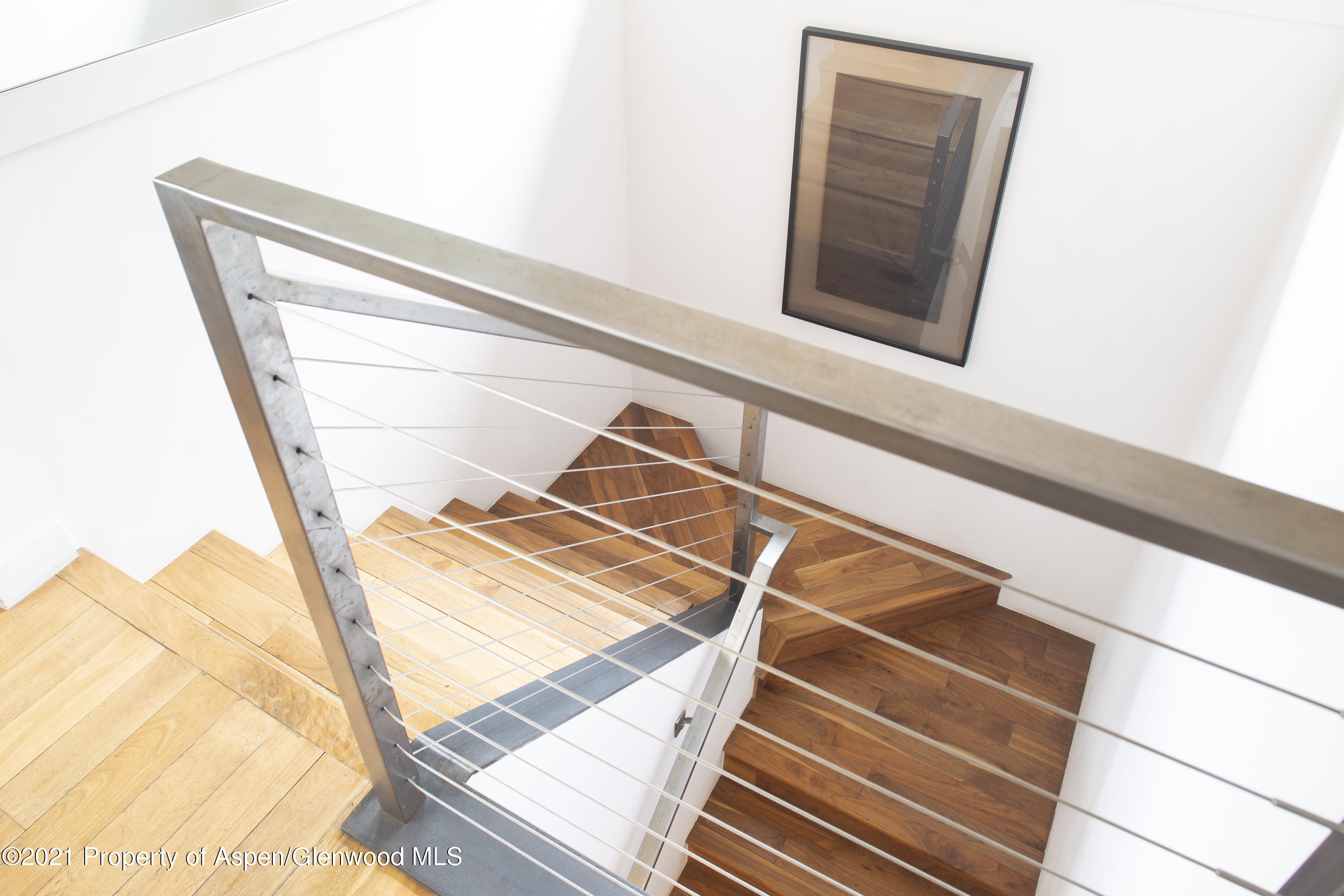 1001 East Cooper Avenue, Unit 4 Aspen, CO 81611 - Photo 4 of 14 IMG_1686