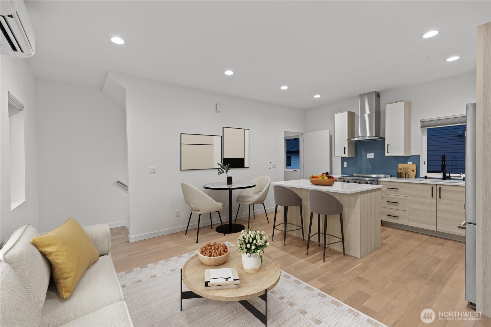 3239 61st Avenue Southwest, Unit B Seattle, WA 98116 - Photo 8 of 31