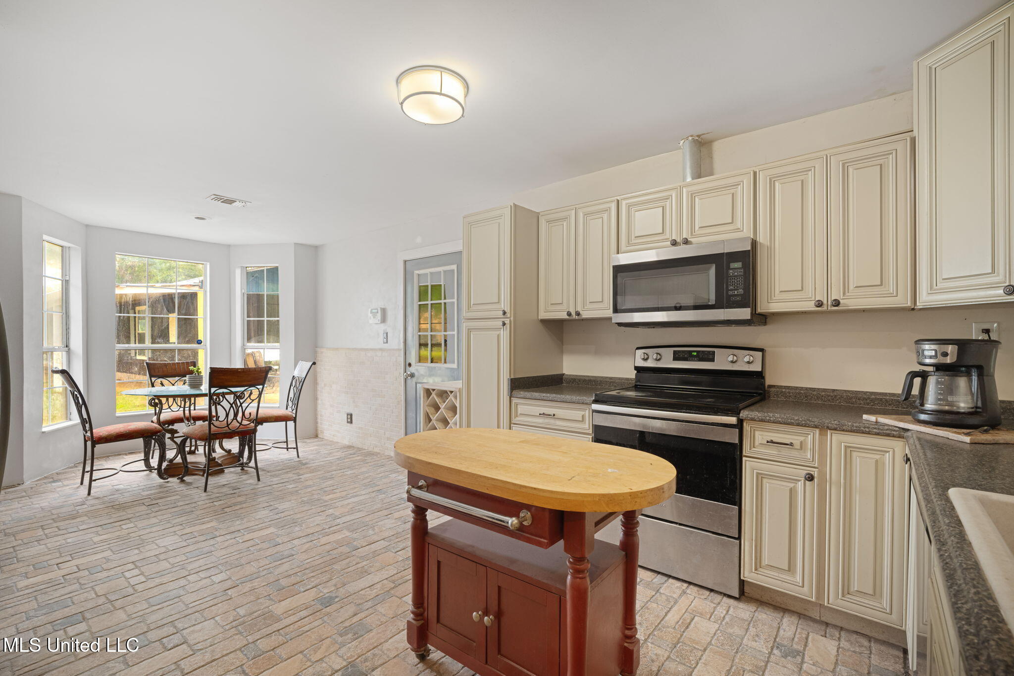 9641 F S 301 Brooklyn, MS 39425 - Photo 19 of 39 9641_Janice_Brooklyn_Rd-18