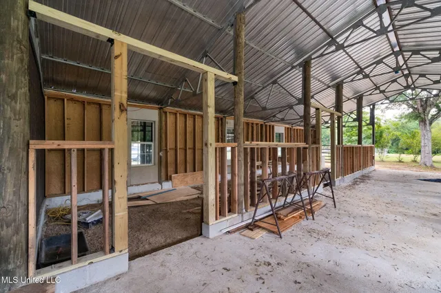 $600,000 | 9641 F S 301, Brooklyn, MS 39425