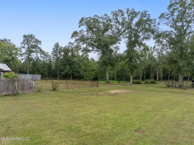 $600,000 | 9641 F S 301, Brooklyn, MS 39425