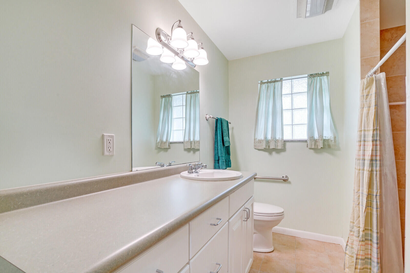 91 Canton Road Lake Worth, FL 33467 - Photo 19 of 38 19_Image_19_mls