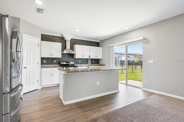 $3,250 | 14649 Brumby Ridge Avenue, Lithia, FL 33547