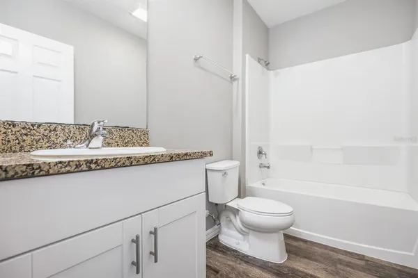 $3,250 | 14649 Brumby Ridge Avenue, Lithia, FL 33547