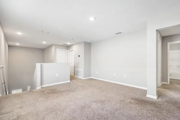 $3,250 | 14649 Brumby Ridge Avenue, Lithia, FL 33547