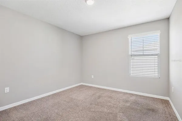 $3,250 | 14649 Brumby Ridge Avenue, Lithia, FL 33547