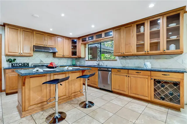 $1,395,000 | 19445 Plummer Street, Northridge, CA 91324