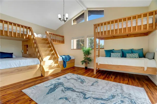 $1,395,000 | 19445 Plummer Street, Northridge, CA 91324