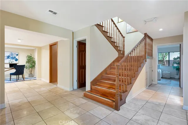 $1,395,000 | 19445 Plummer Street, Northridge, CA 91324