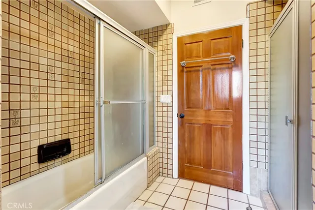 $1,395,000 | 19445 Plummer Street, Northridge, CA 91324