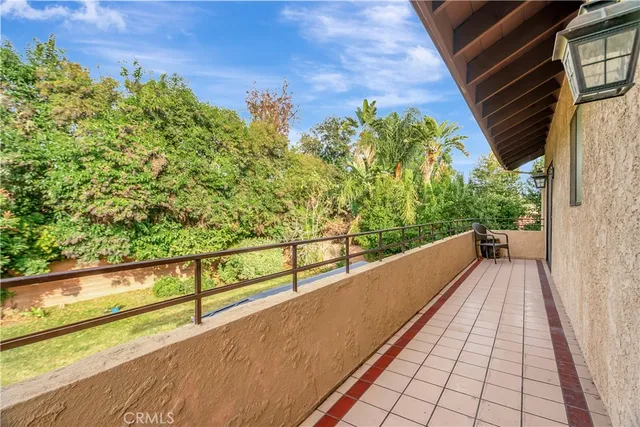 $1,395,000 | 19445 Plummer Street, Northridge, CA 91324