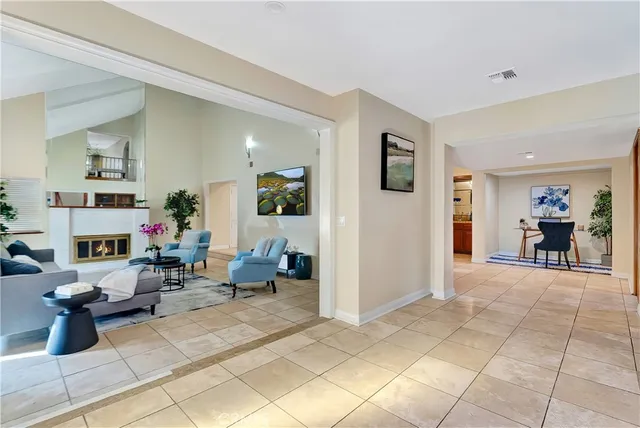 $1,395,000 | 19445 Plummer Street, Northridge, CA 91324