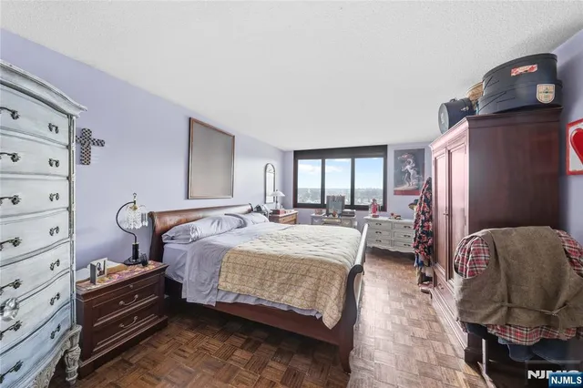 $369,000 | 344 Prospect Avenue, Unit 2E, Hackensack, NJ 07601