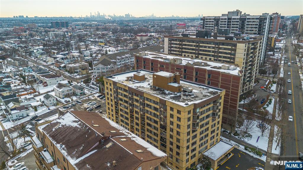 344 Prospect Avenue, Unit 2E Hackensack, NJ 07601 - Photo 3 of 20