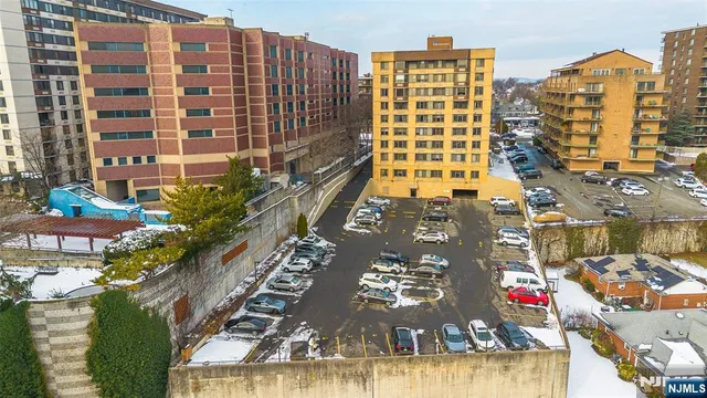 $369,000 | 344 Prospect Avenue, Unit 2E, Hackensack, NJ 07601