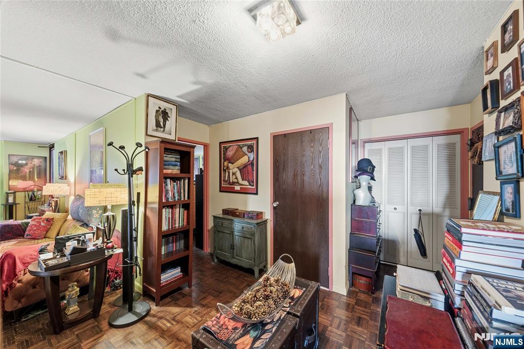 344 Prospect Avenue, Unit 2E Hackensack, NJ 07601 - Photo 7 of 20