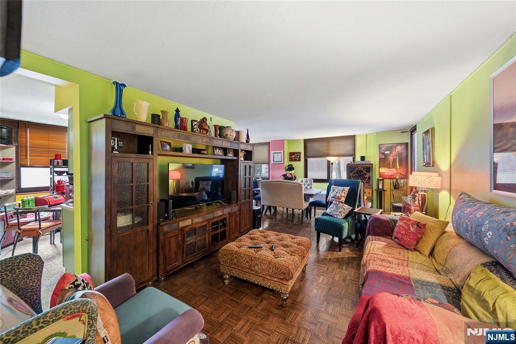 344 Prospect Avenue, Unit 2E Hackensack, NJ 07601 - Photo 8 of 20