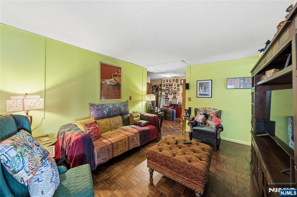 344 Prospect Avenue, Unit 2E Hackensack, NJ 07601 - Photo 9 of 20