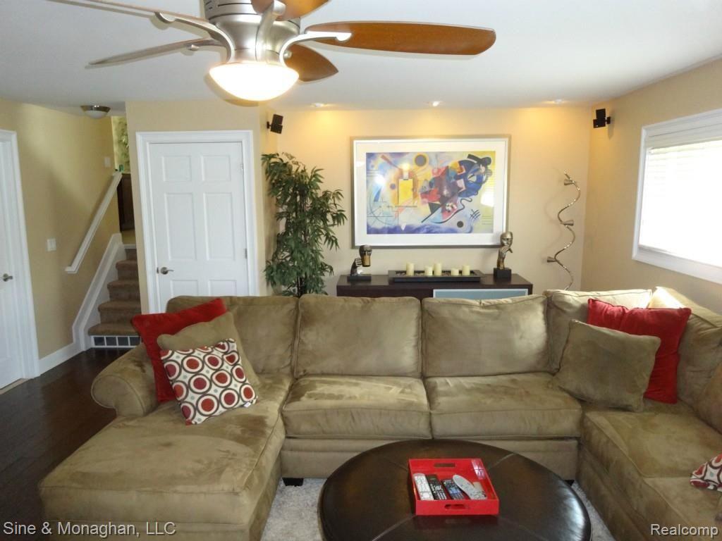 1190 Hayfield Road Rochester Hills, MI 48306 - Photo 20 of 31