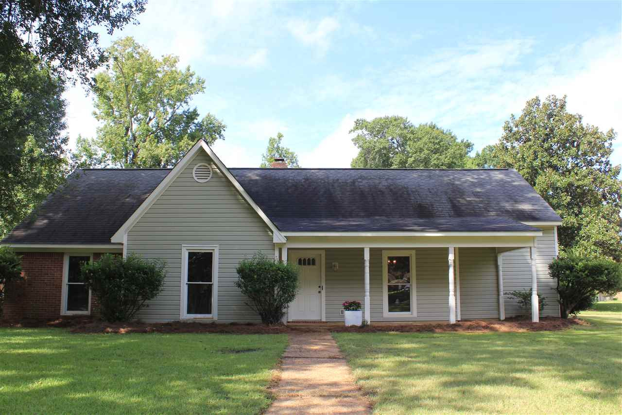 1801 Springridge Drive Jackson, MS 39211 - Photo 1 of 32 Photo 1