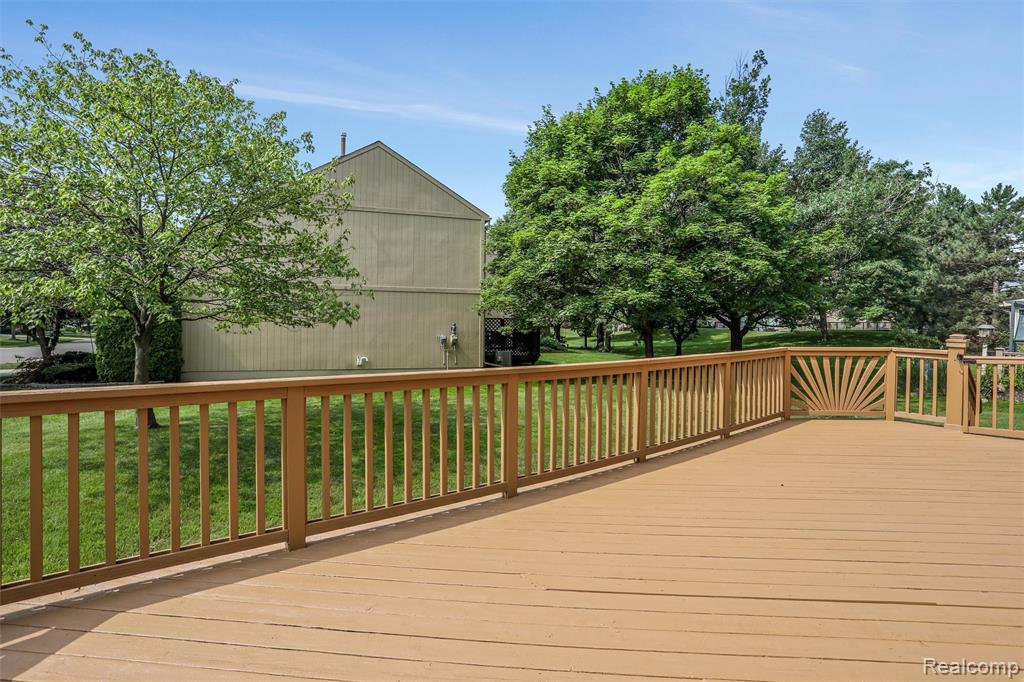 2137 Crystal Drive Rochester Hills, MI 48309 - Photo 32 of 32
