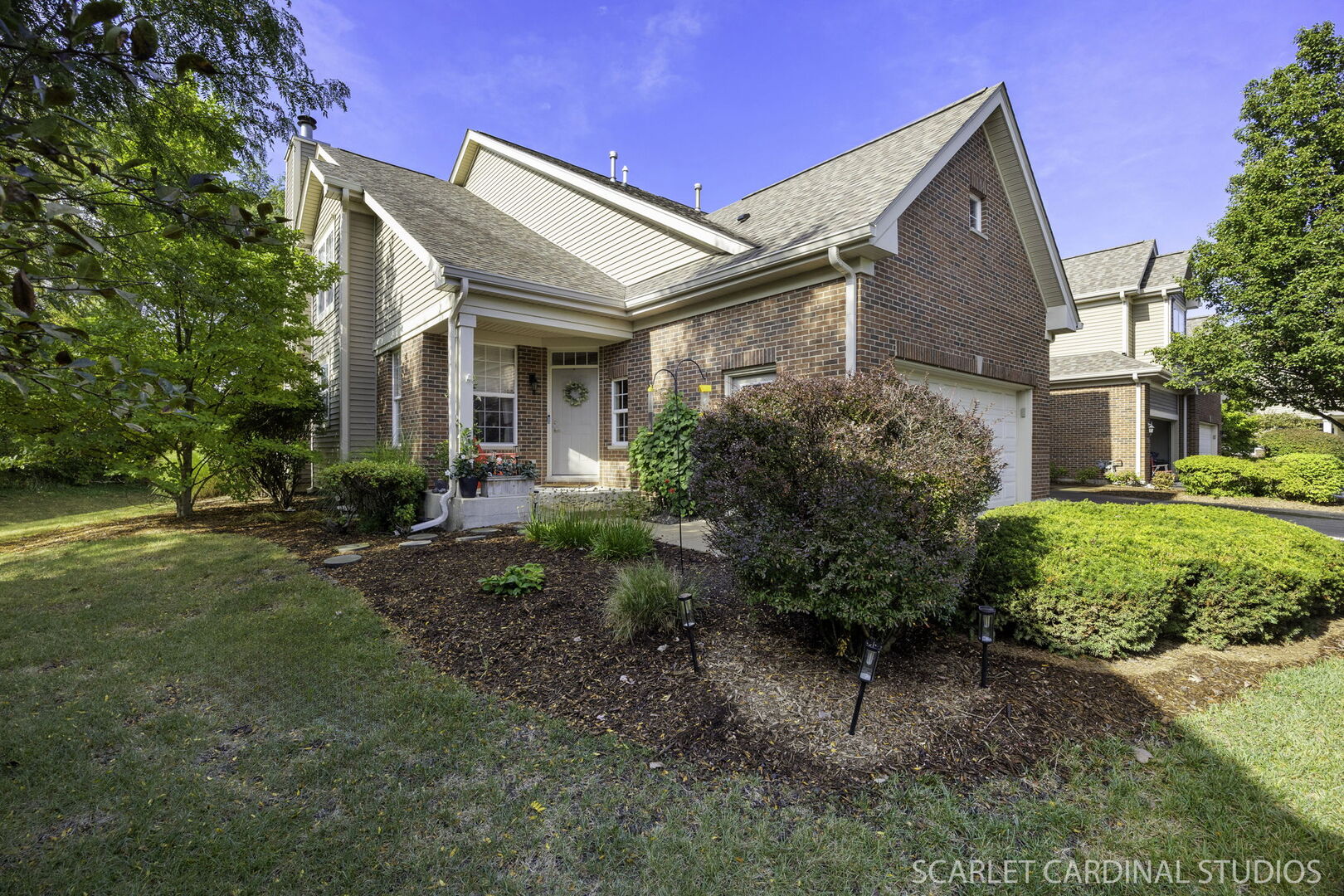 2856 Church Road Aurora, IL 60502 - Photo 2 of 28 Gallery Image 2