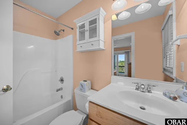 $1,100,000 | 50295 Snug Harbor Drive, Frisco, NC 27920