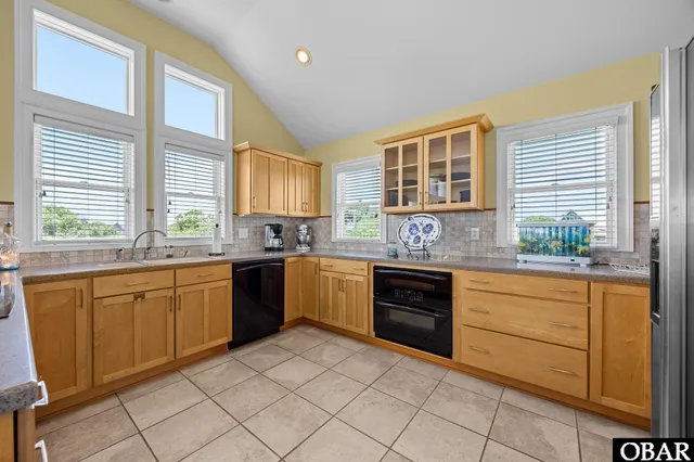 $1,100,000 | 50295 Snug Harbor Drive, Frisco, NC 27920