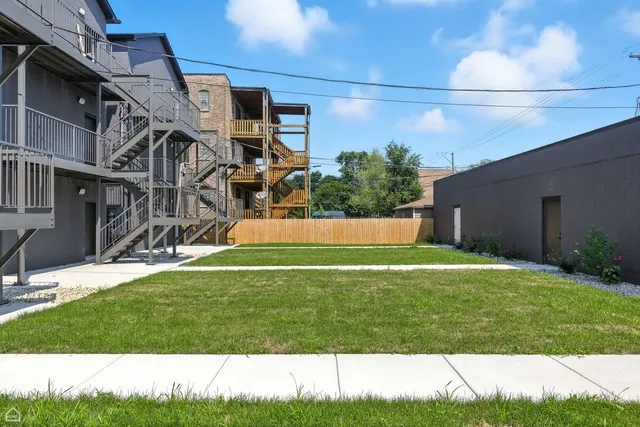 $2,950 | 4629 South Michigan Avenue, Unit 2, Chicago, IL 60653