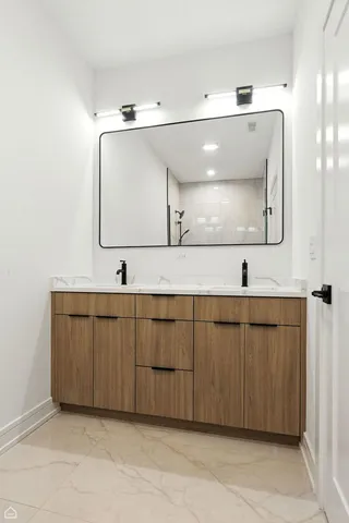 $2,950 | 4629 South Michigan Avenue, Unit 2, Chicago, IL 60653