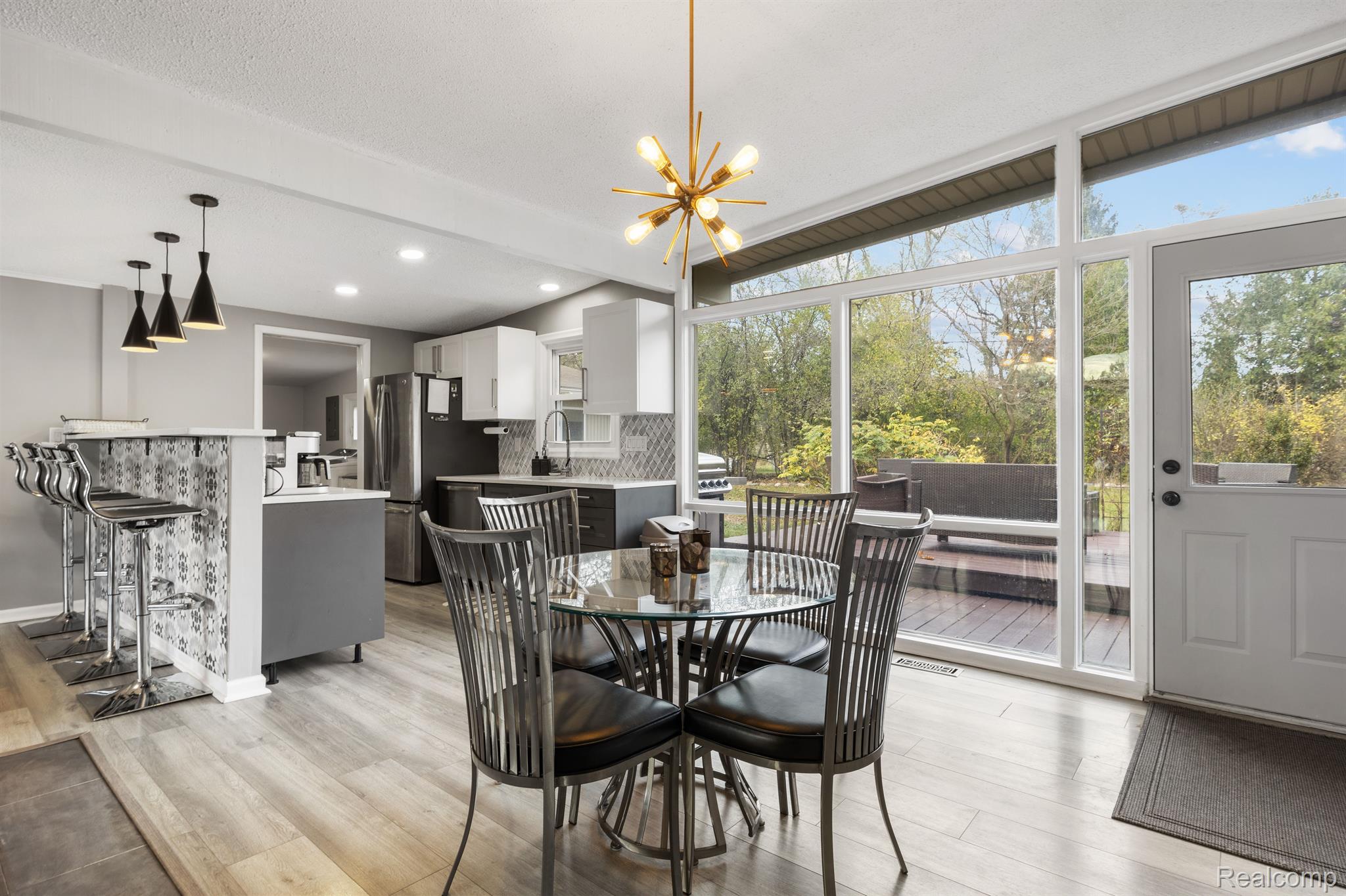 27870 Peppermill Road Farmington, MI 48331 - Photo 9 of 59 Gallery Image 9