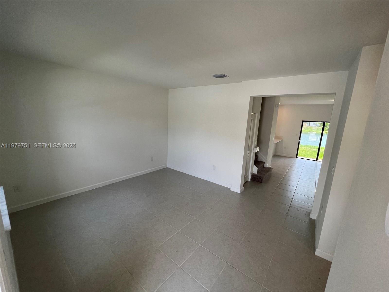 9960 Southwest 228th Terrace Miami, FL 33170 - Photo 4 of 40