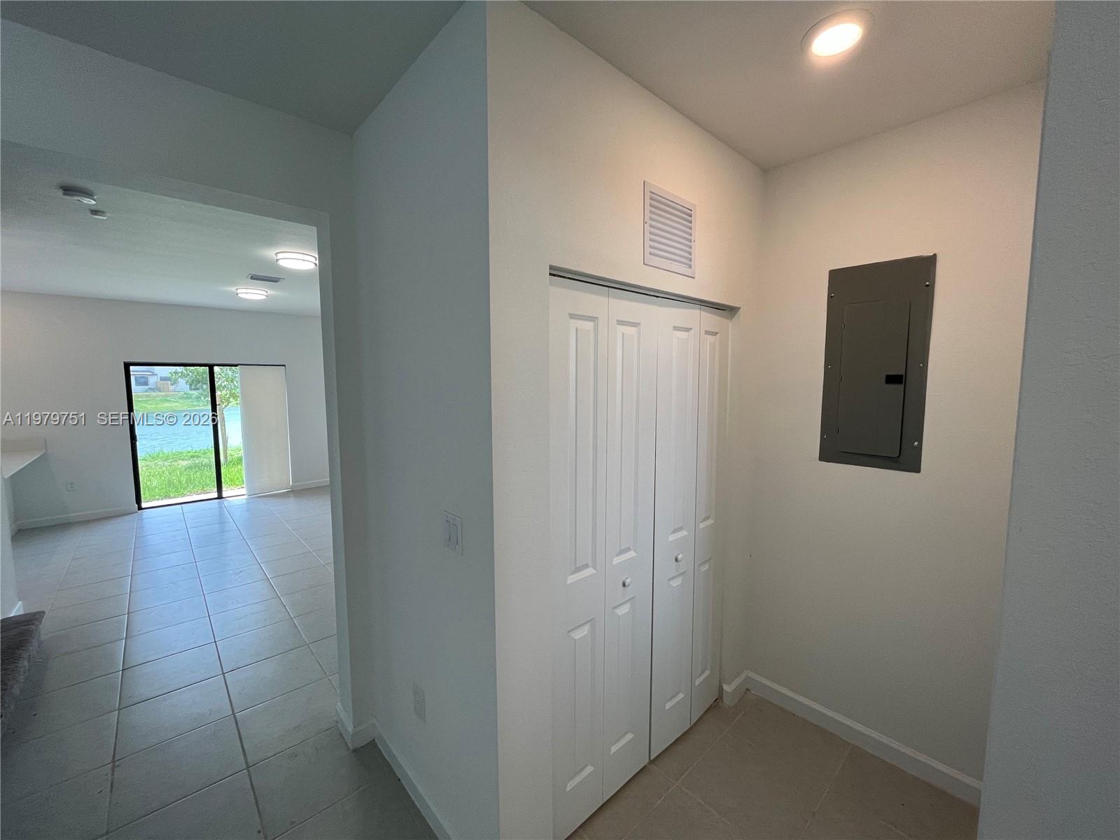 9960 Southwest 228th Terrace Miami, FL 33170 - Photo 6 of 40