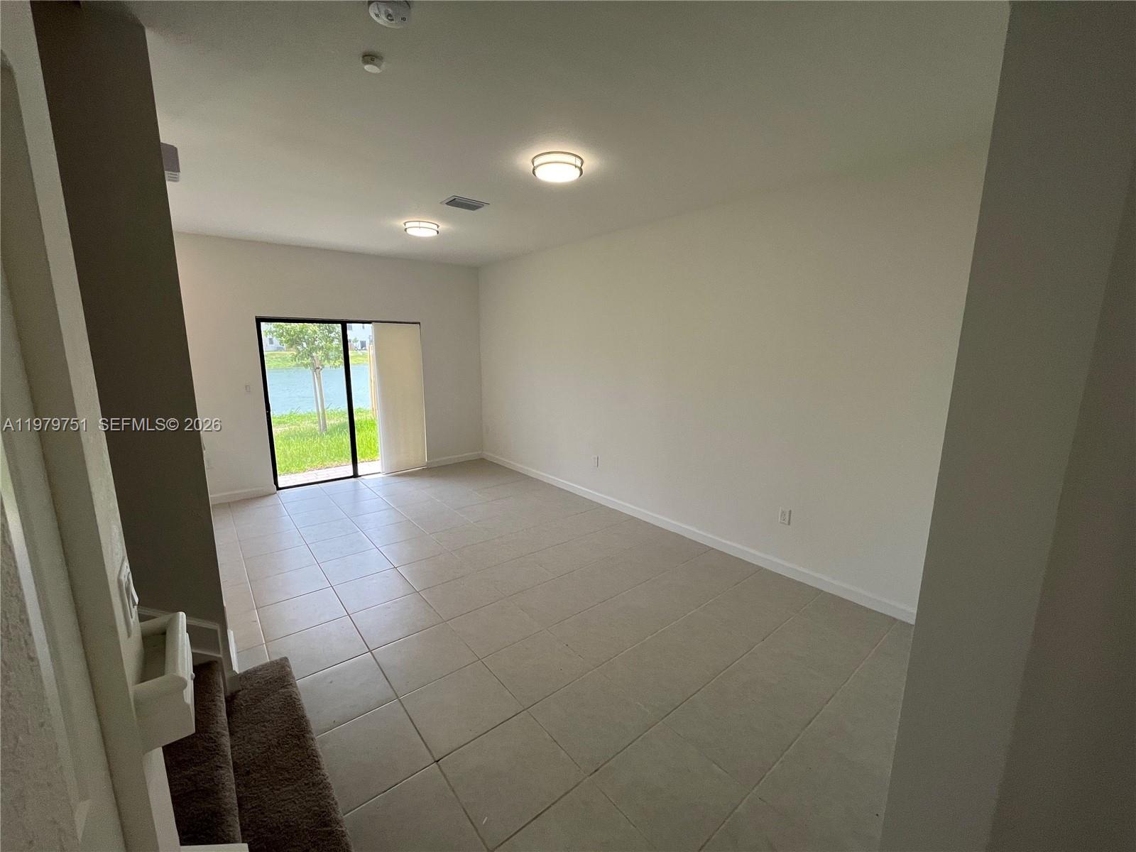 9960 Southwest 228th Terrace Miami, FL 33170 - Photo 7 of 40