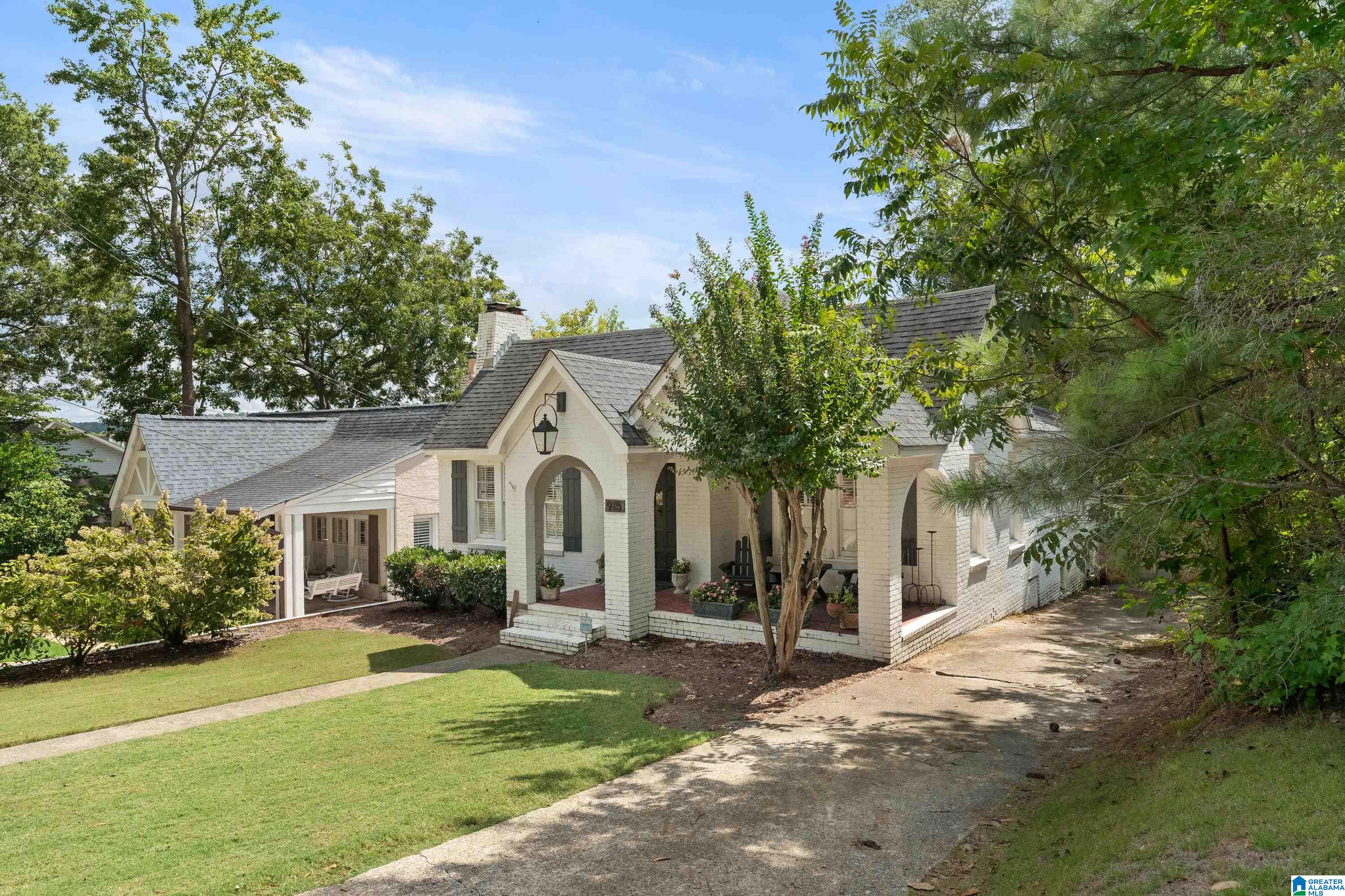 915 Irving Road Birmingham, AL 35209 - Photo 2 of 36
