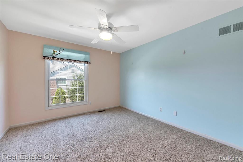 4189 Wincrest Lane Rochester, MI 48306 - Photo 30 of 48