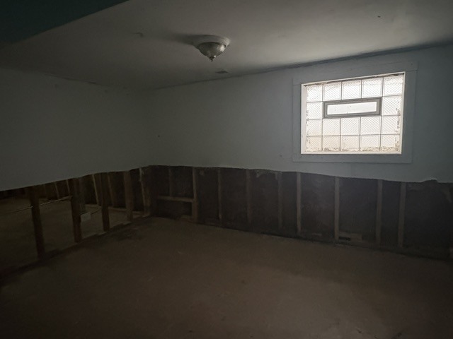 8028 South Normal Avenue Chicago, IL 60620 - Photo 17 of 19 Gallery Image 17