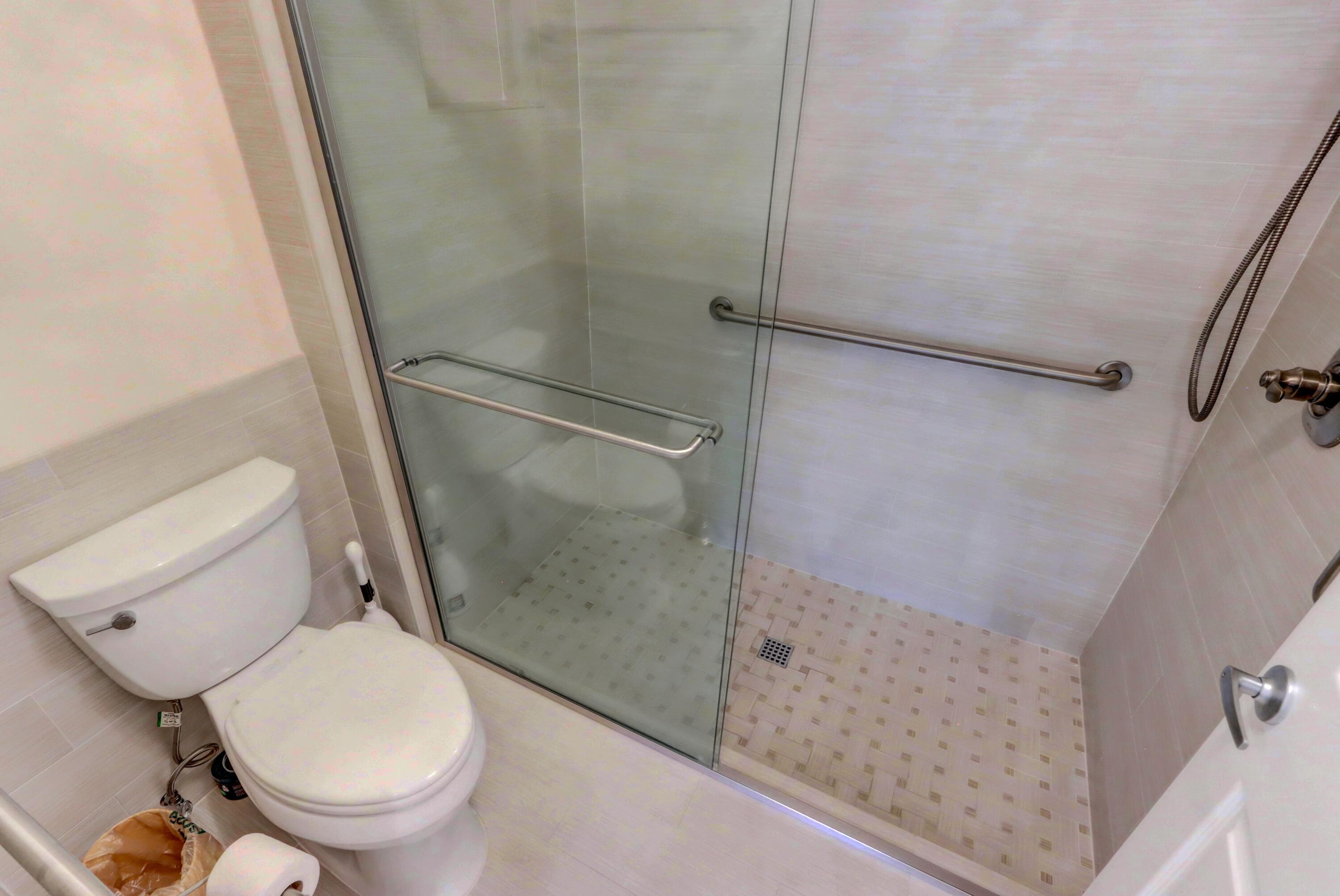 8092 Sweetbriar Way Boca Raton, FL 33496 - Photo 12 of 17 Master Bathroom - 2