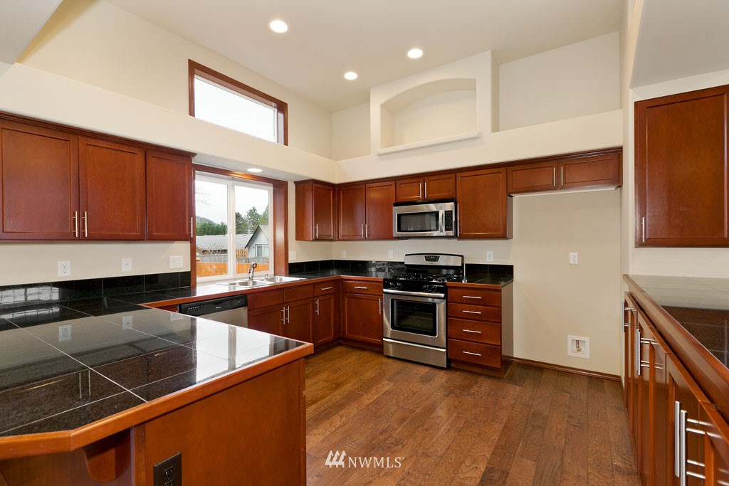 460 Barry Loop Mount Vernon, WA 98274 - Photo 3 of 5 Gallery Image 3