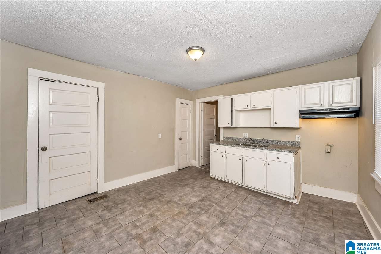 1002 D Street Jasper, AL 35501 - Photo 4 of 23